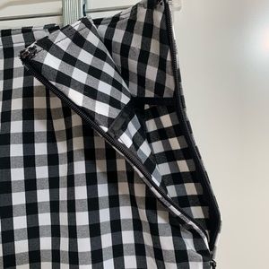 Brand New ~ Gingham Ankle cropped summer pants